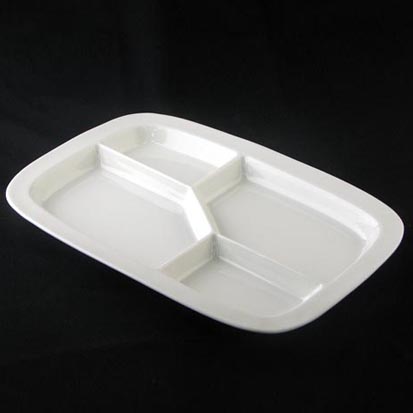 大同磁器 象牙強化 長方四格盤 S001(32.3x22.4HxH2.9cm)